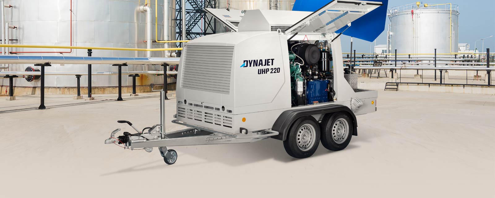 Avec DYNAJET, les installations industrielles sont nettoyées particulièrement rapidement et à haute pression